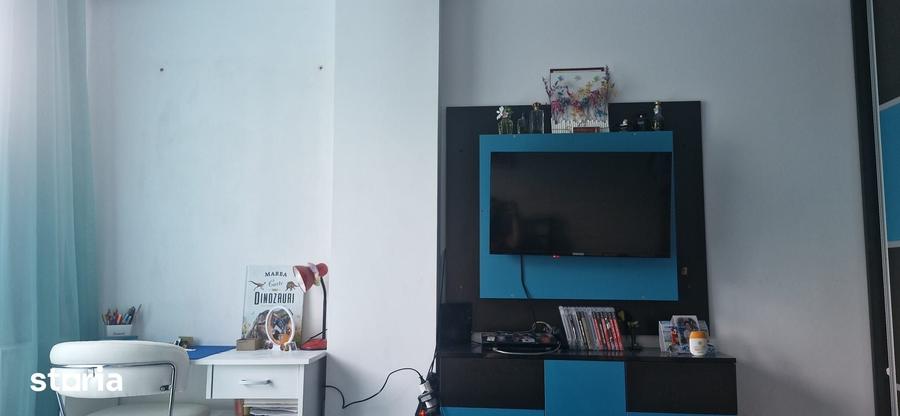 Apartament cu 2 camere în Apărătorii Patriei — fotografia 3