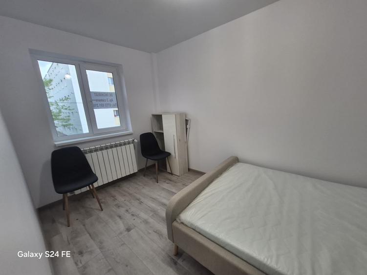 Apartament cu 3 camere semidecomandat, mobilat în Dărmănești