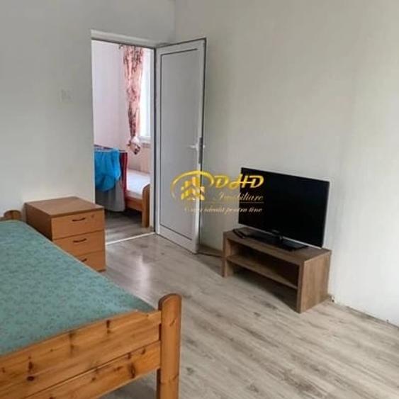 Apartament cu 3 camere nedecomandat în Tătărași