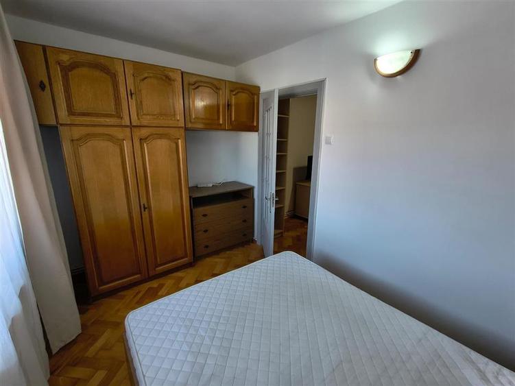Apartament cu 2 camere circular în Sub Arini