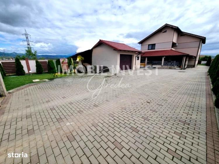 Casa individuala, 4 dormitoare, 340 mp Utili, Teren 1719 mp, garaj - 5