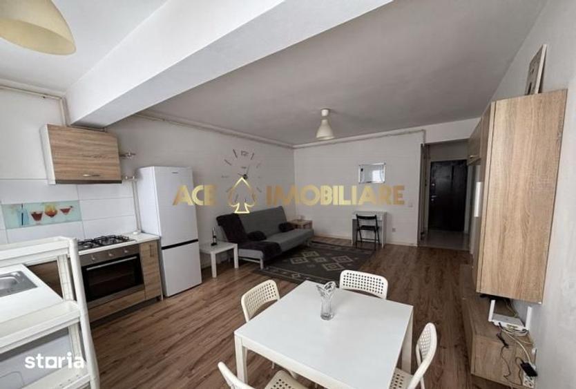 Apartament cu 2 camere, mobilat în Central