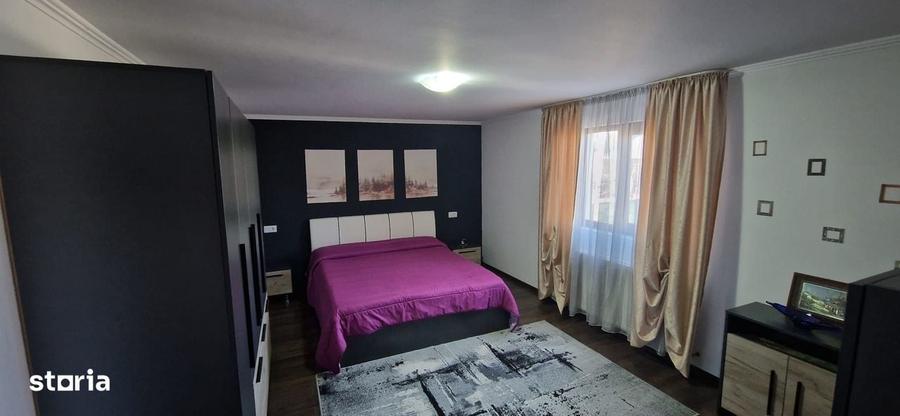 Casă cu 4 camere cu Teren 1400 Mp în Baia