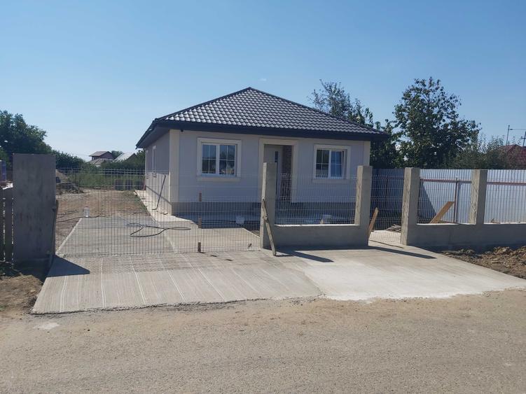 Casă cu 3 camere în Cordun