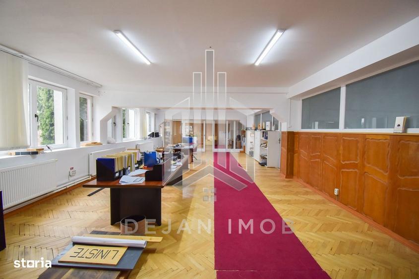 Spațiu comercial, de 1,143.01 mp, în Central