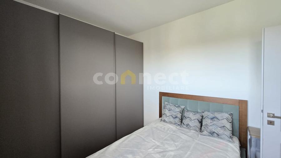 Apartament de închiriat | 4 camere, 2 băi | Central, zona UMF - 8