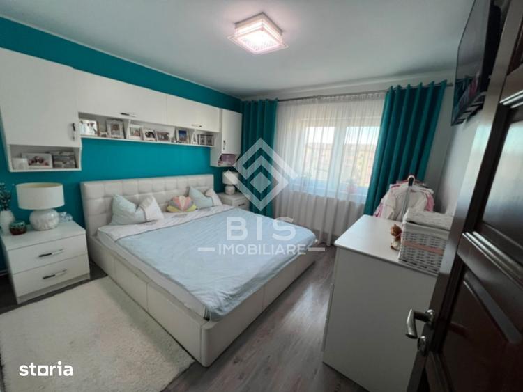 Apartament cu 4 camere, mobilat în Central