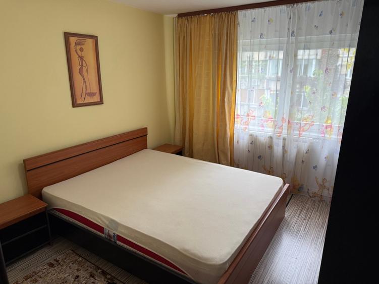 Apartament cu 3 camere în Vitan Mall