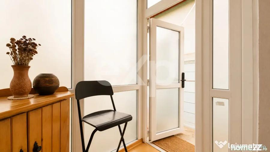 Apartament cu 2 camere semidecomandat, mobilat în Centrul Istoric