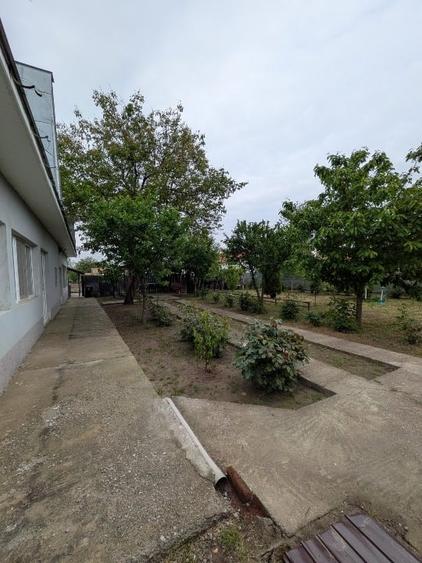 Casă individuală cu 3 camere cu Canalizare în Osica de Sus