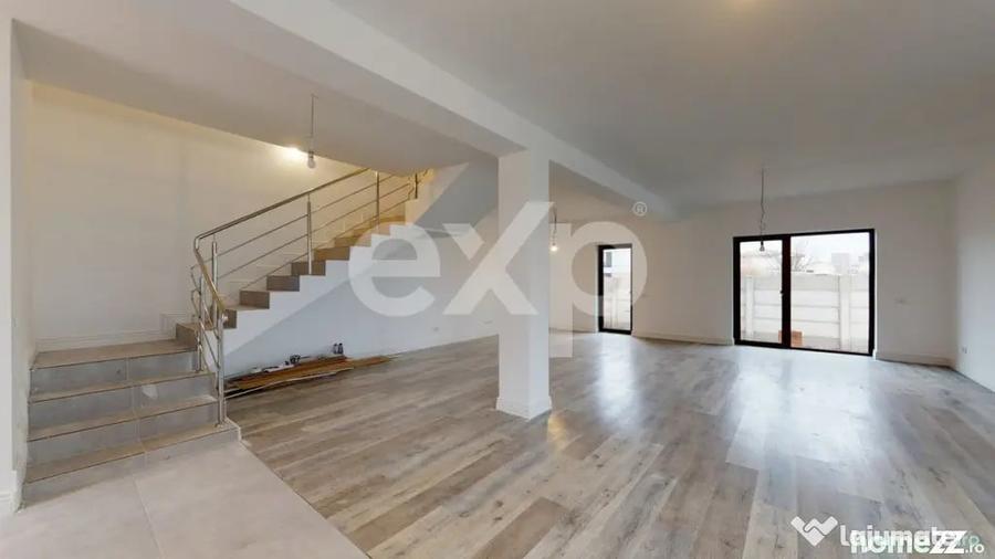 Casă cu 4 camere cu Teren 250 Mp în Corbeanca