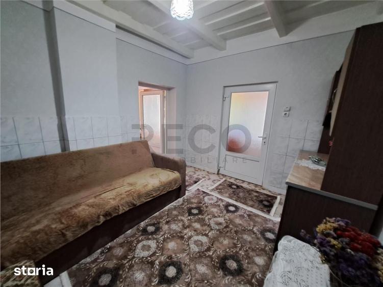Casă cu 4 camere cu Teren 1439 Mp în Central