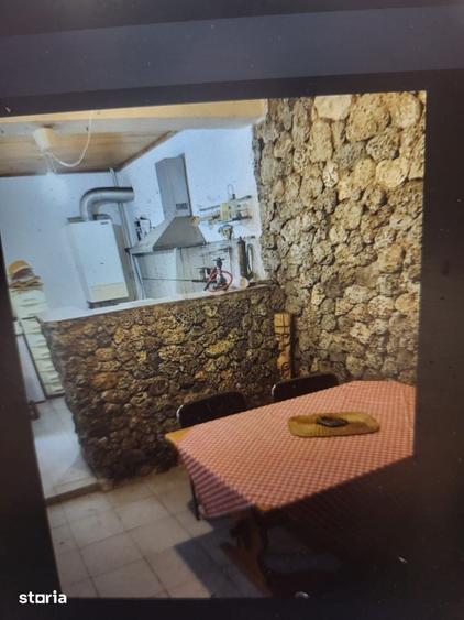 Casă cu 3 camere cu Teren 350 Mp în 23 August