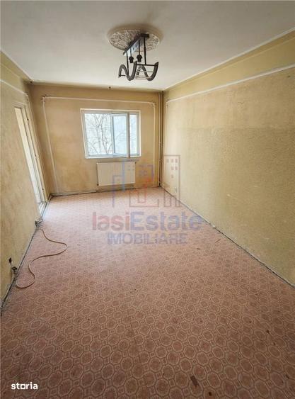Apartament cu 2 camere decomandat în Nicolina