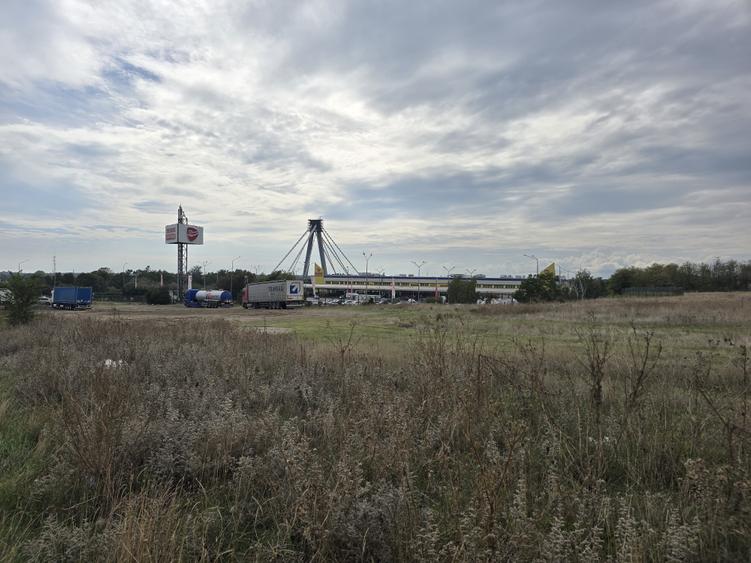 Teren Construcții intravilan de 35000 mp, în Agigea