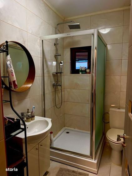 Casă cu 4 camere în Lăpuș