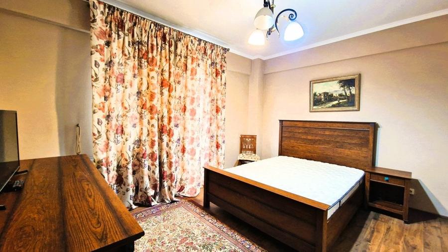 Apartament cu 2 camere semidecomandat, mobilat în Domenii