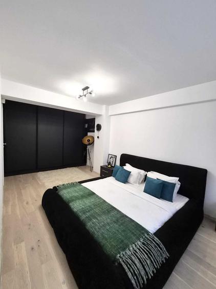 Apartament cu 2 camere semidecomandat în 1 Decembrie 1918