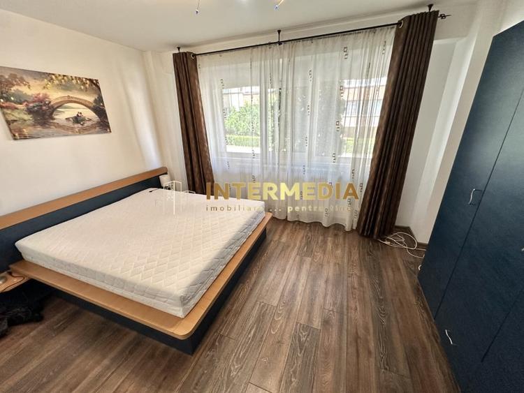 Apartament cu 2 camere decomandat, mobilat în Central