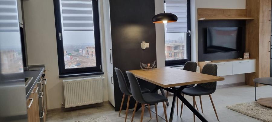 Apartament cu 3 camere decomandat, mobilat în Pipera