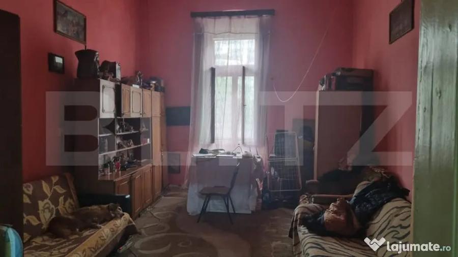 Casă cu 1 camere cu Teren 568 Mp în Central