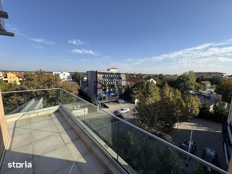 Apartament cu 3 camere semidecomandat, mobilat în Nord
