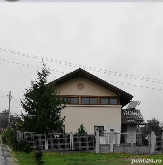 Spațiu comercial, de 320 mp, în Hălăucești