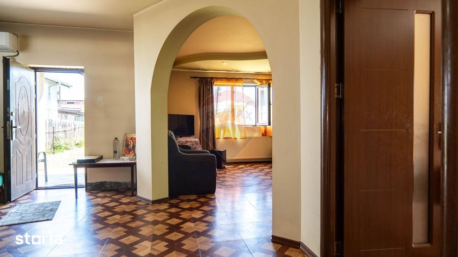 Casa / Vila cu 3 camere de vanzare - 18