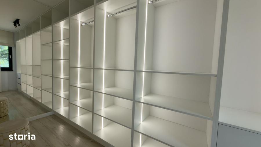 Apartament cu 4 camere în Valea Adâncă