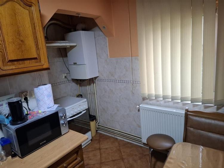 Apartament cu 2 camere decomandat în Electroprecizia