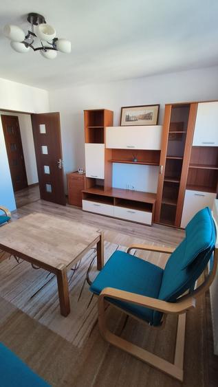 Apartament cu 2 camere decomandat în Exterior Vest