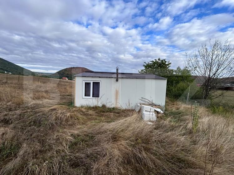 Teren Construcții extravilan de 1370 mp, în Orlat