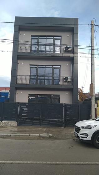 Spațiu comercial, de 60 mp, în Exterior Vest
