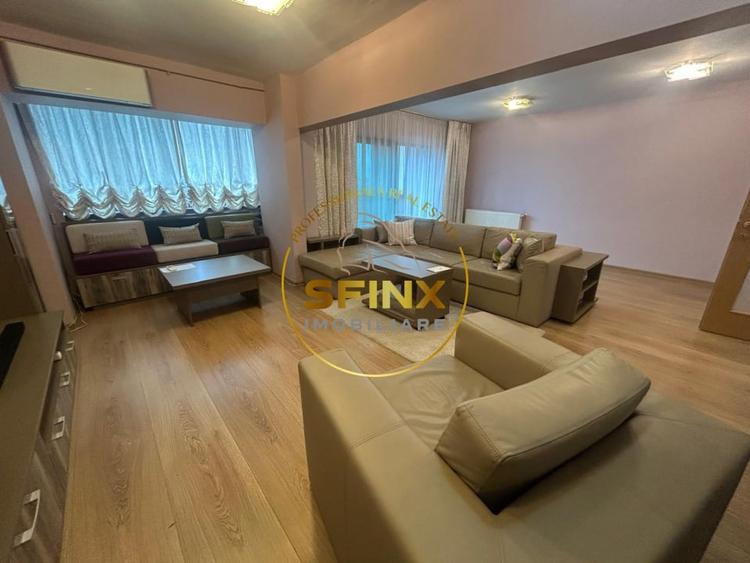 Apartament cu 3 camere decomandat, mobilat în Victoriei