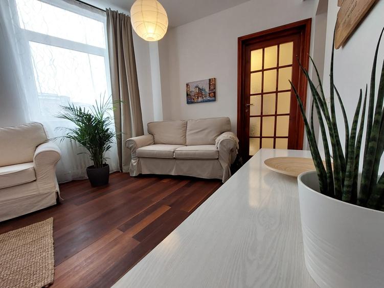 Apartament cu 2 camere semidecomandat în Cișmigiu