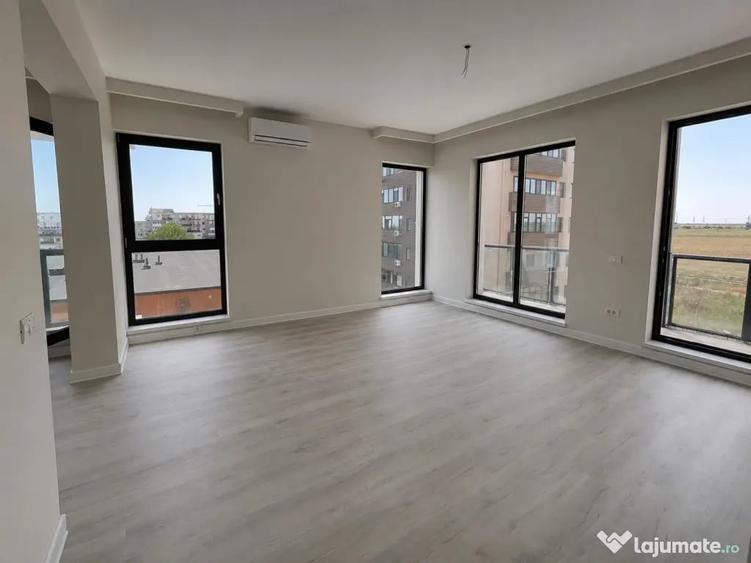 Apartament cu 2 camere decomandat în Tomis Plus