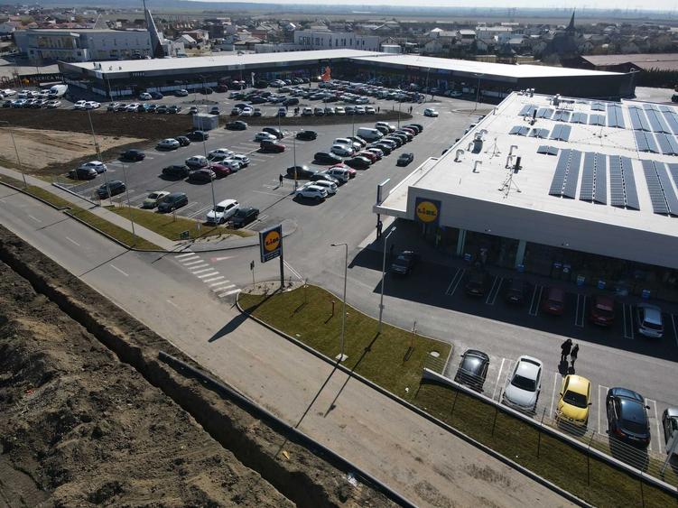 Spațiu comercial, de 207 mp, în Vladimirescu