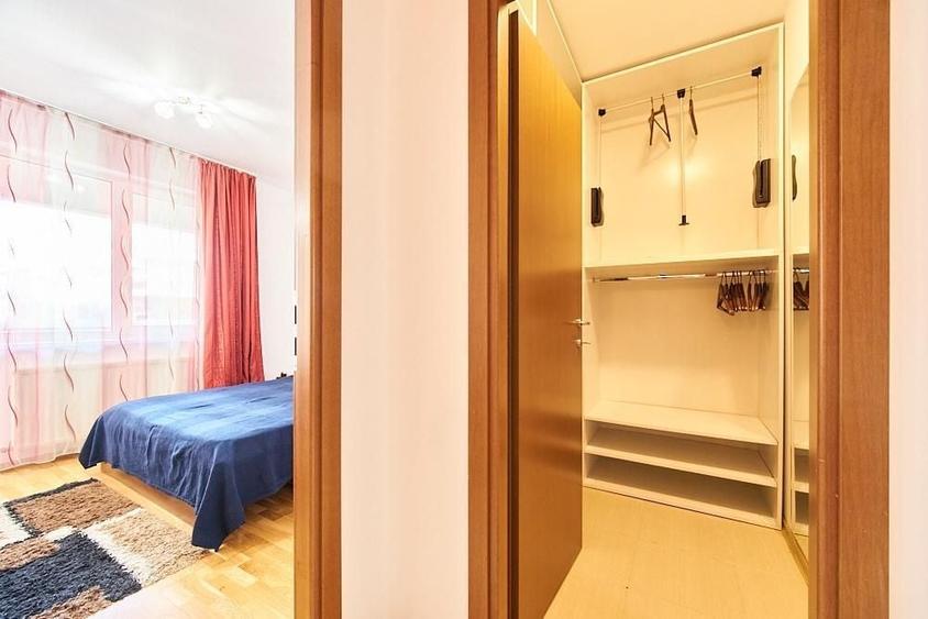 Apartament cu 3 camere, mobilat în Unirii