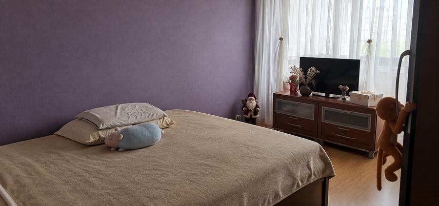 Apartament cu 3 camere decomandat în Mazepa 2