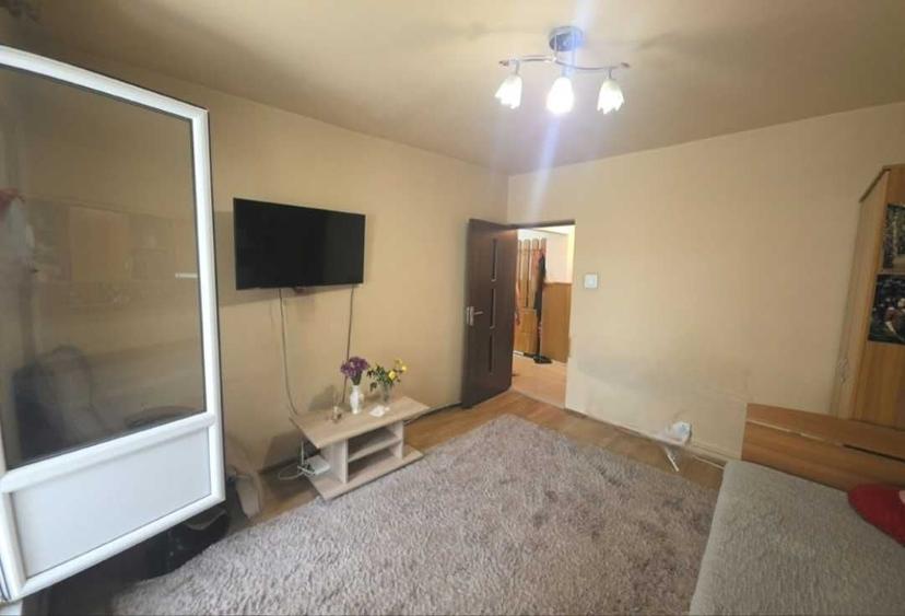 Apartament cu 2 camere decomandat în Unirii