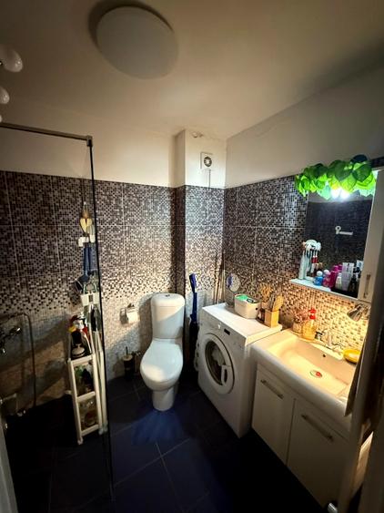 Apartament cu 2 camere semidecomandat, mobilat în Iris