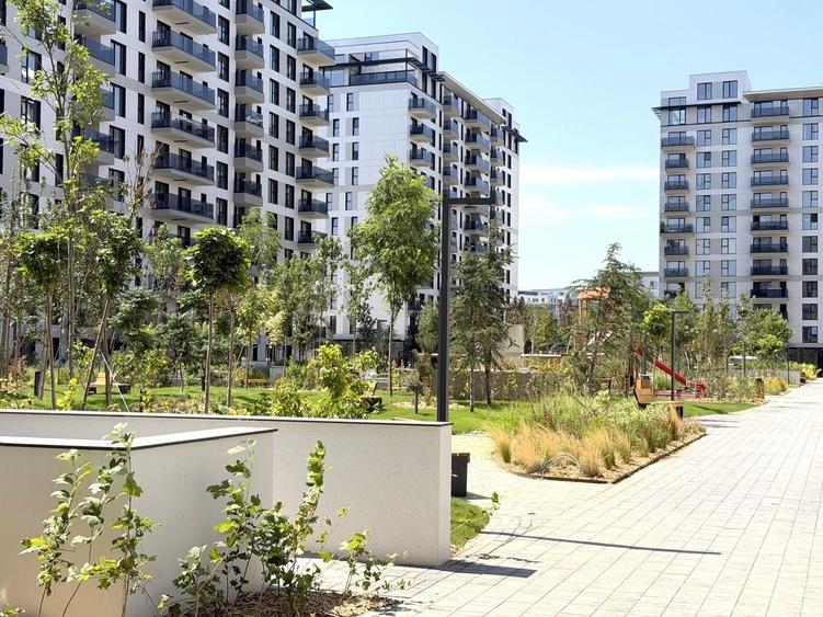 Apartament cu 2 camere decomandat în Aviației