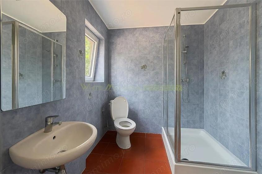 Casă cu 3 camere cu Teren 3350 Mp în Baciu