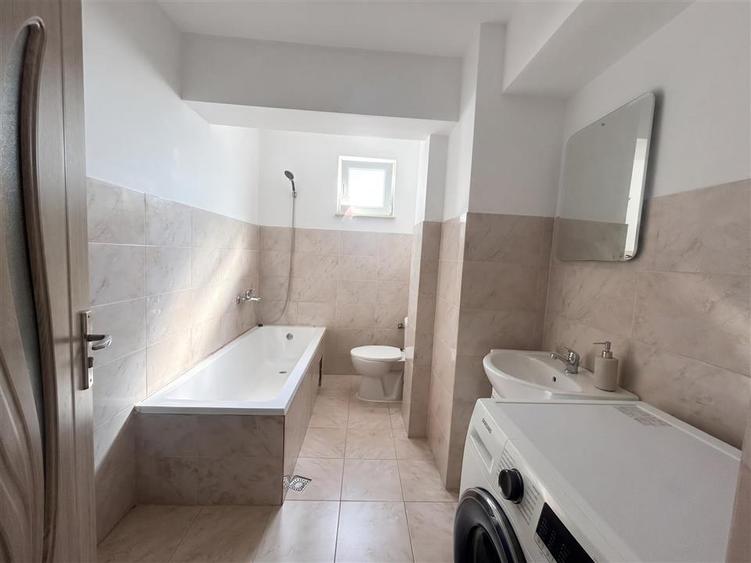 Apartament cu 2 camere decomandat, mobilat în Burdujeni