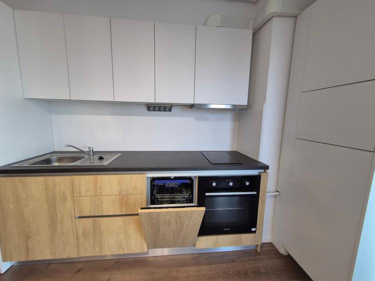 Apartament cu 2 camere decomandat, mobilat în Torontalului
