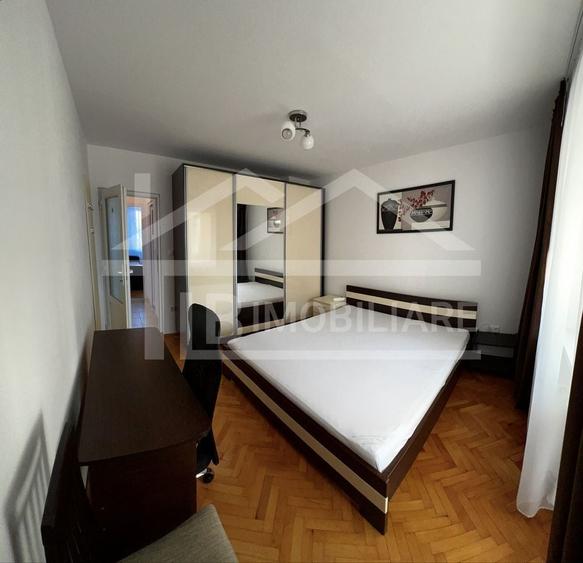 Apartament cu 4 camere decomandat, mobilat în 7 Noiembrie