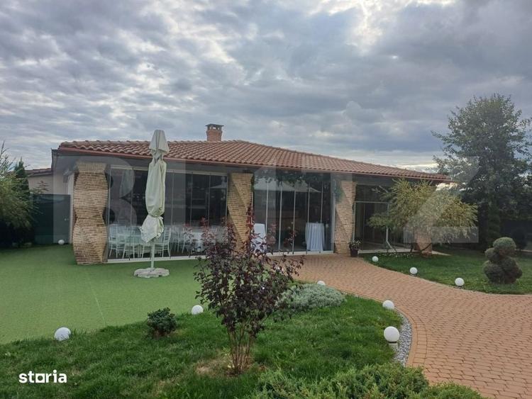 Spațiu comercial, de 820 mp, în Dragomirna