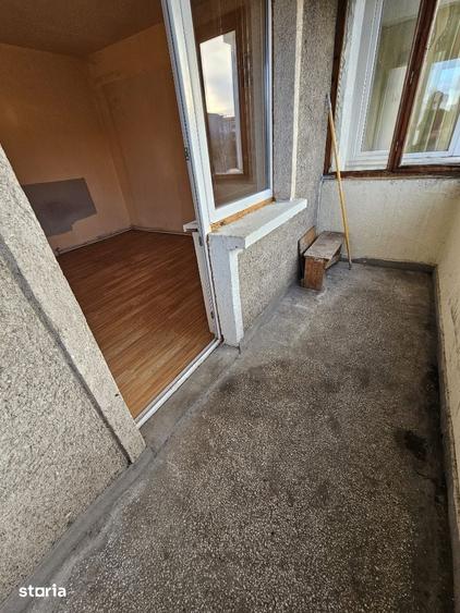 Apartament cu 3 camere decomandat în Mihai Eminescu