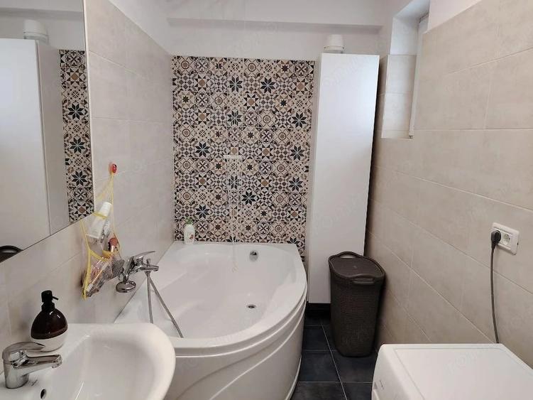 Apartament cu 3 camere + loc de parcare zona Aparatorii Patriei - 3