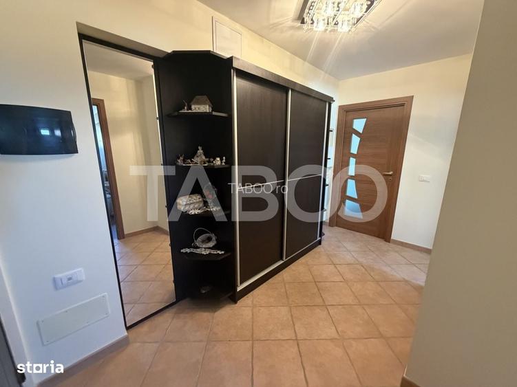 Apartament 3 camere complet renovat mobilat si utilat zona 1 Decembrie